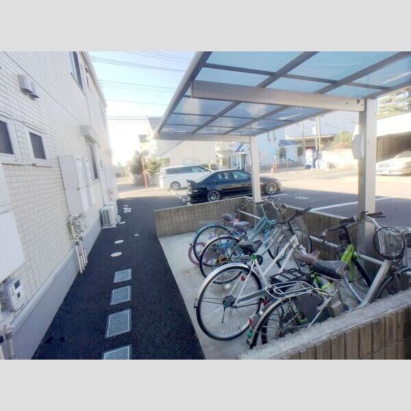 インペリアル野田　Ⅵ 駐輪場
