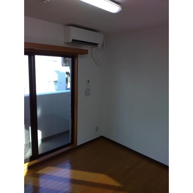 ロアール井荻駅前2階 リビング