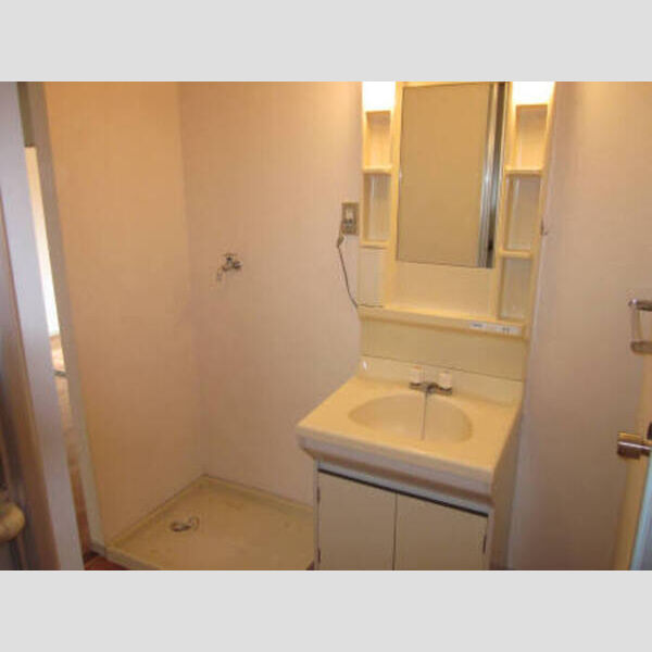 ファーストハイツ福王台203号室 洗面室203