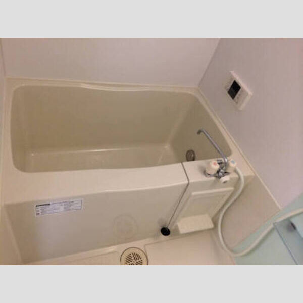 アーバンコート302号室 浴槽