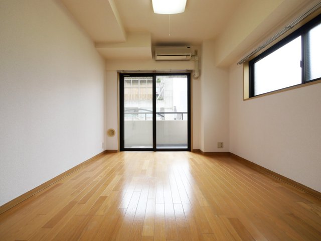 フォルトゥナ日本橋 内観