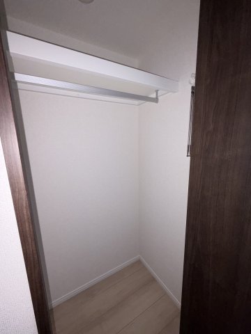 GENOVIA二子新地0416号室 収納