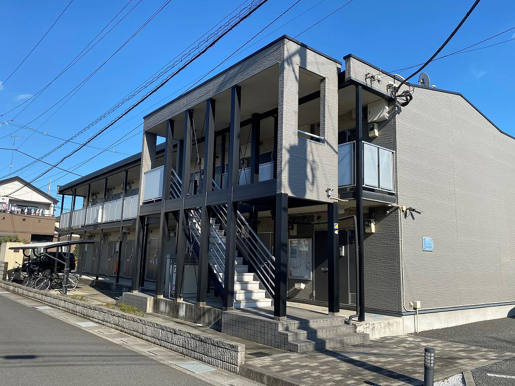 レオパレスウェルハイムの外観画像