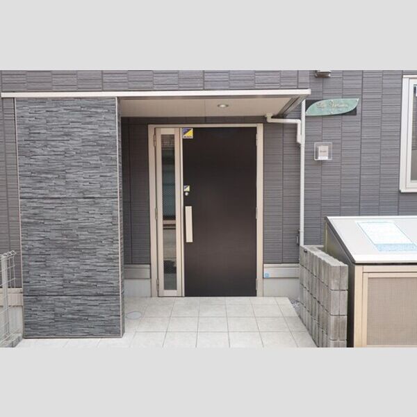 ラ・ベルデュール エントランス