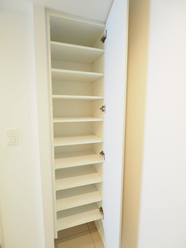 クロスレジデンス大崎2階 収納