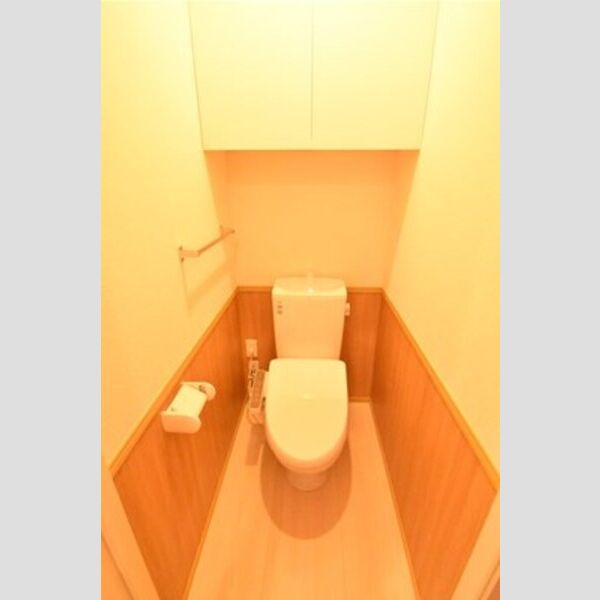 セレーノ鶴巻 トイレ