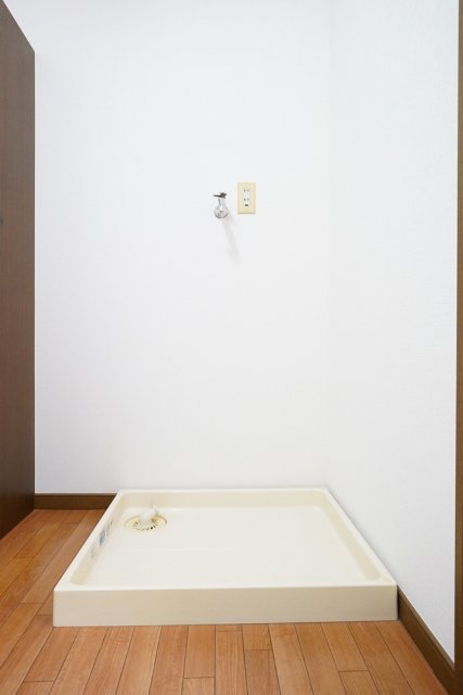 ＯＺ弐番街2階 室内洗濯機置場