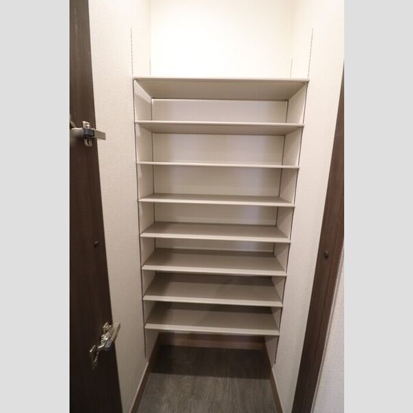 Noble villa鹿手袋　B202号室 シューズボックス