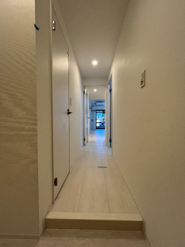 ウィステリア青砥5階 玄関