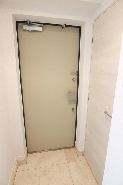 ステージファースト新宿西落合9階 玄関