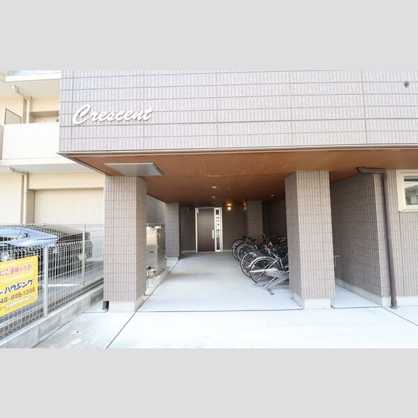 CRESCENT エントランス
