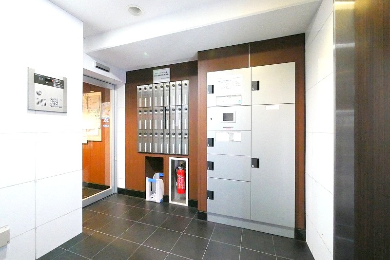 ＡＸＡＳ－ＡＺＥＳＴ王子 外観