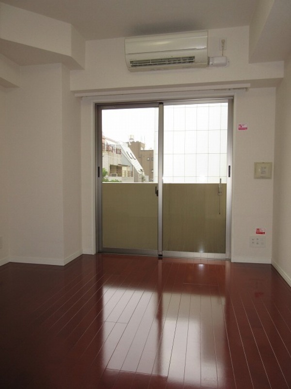 ステージファースト恵比寿東 リビング