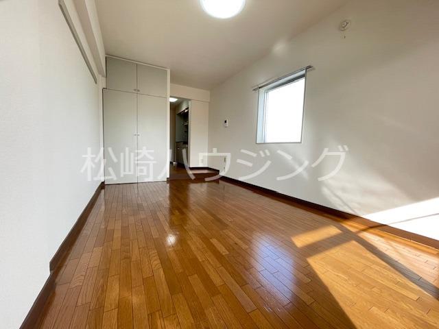 ツインフォーラムイースト 内観