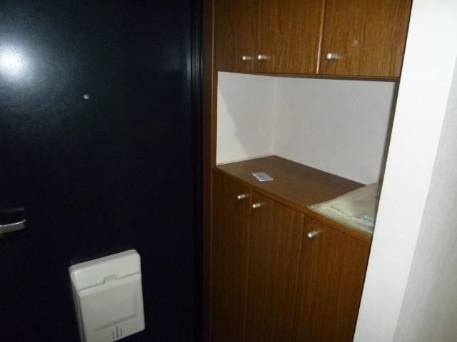 コンフォール・シティ102号室 玄関（イメージ）