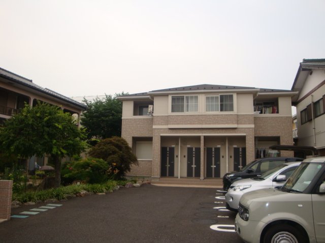 ＭＡＩＳＯＮ　ＤＥ　ＡＲＮＡＧＥ(メゾンドアルナージ) 外観写真（昼）