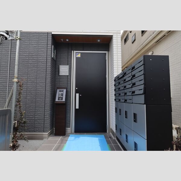 セレスティア早宮 エントランス