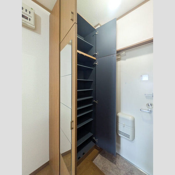 パセオ浦和304号室 シューズボックス