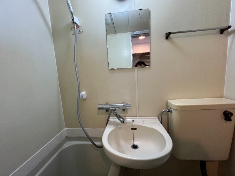 コリーヌ・F 洗面