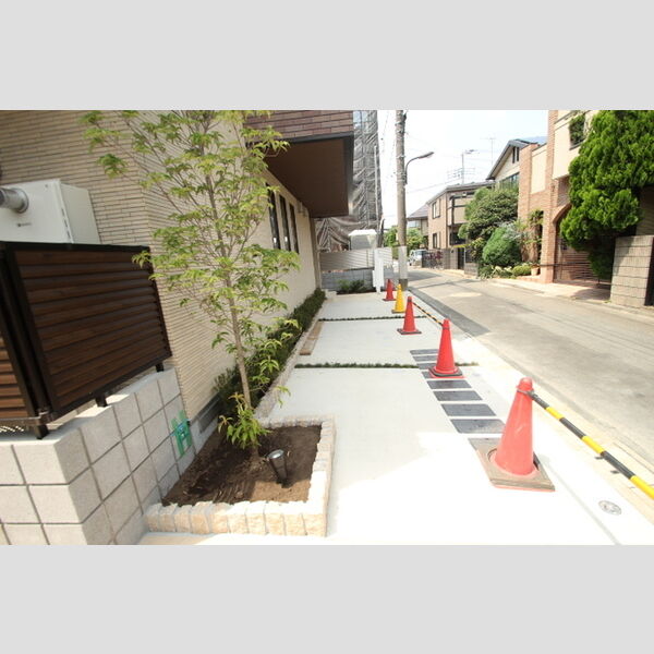 フォレシア203号室 駐車場