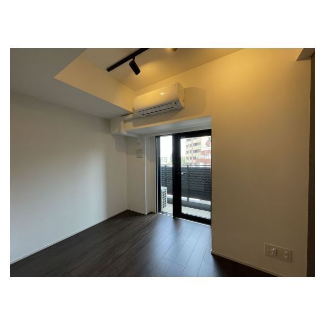 オープンブルーム川口並木0501号室 リビング