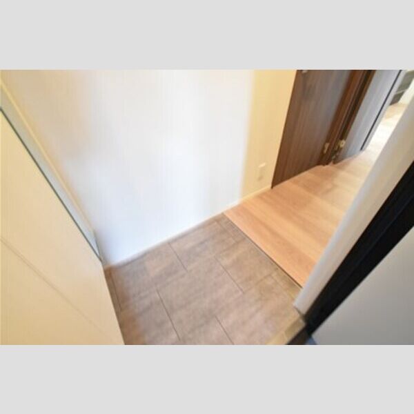 ドエルSEN Ⅰ203号室 玄関