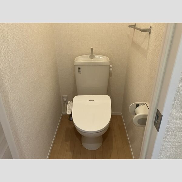 ステラ　B101号室 温水洗浄暖房便座