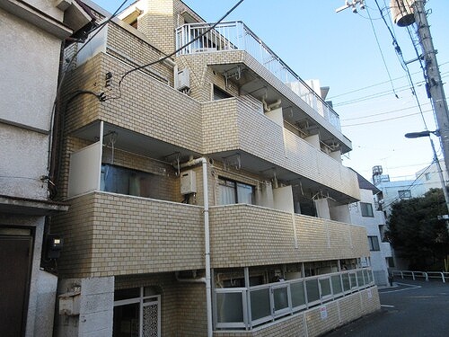 メゾン・ド・エクセレ2階 外観　別角度１