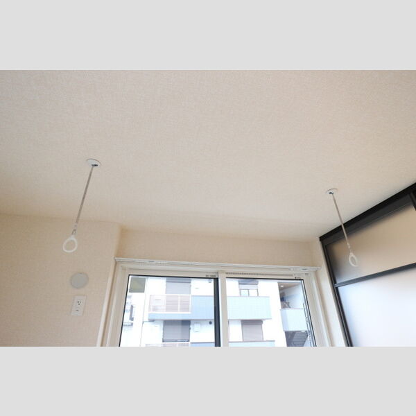 フライハイト202号室 室内物干し