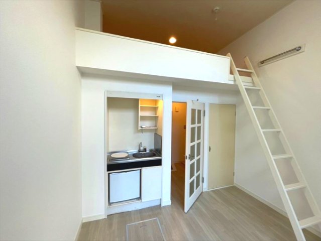 オーガスタハイツ205号室 ※異なるタイプのお部屋の写真を参考として掲載しております。