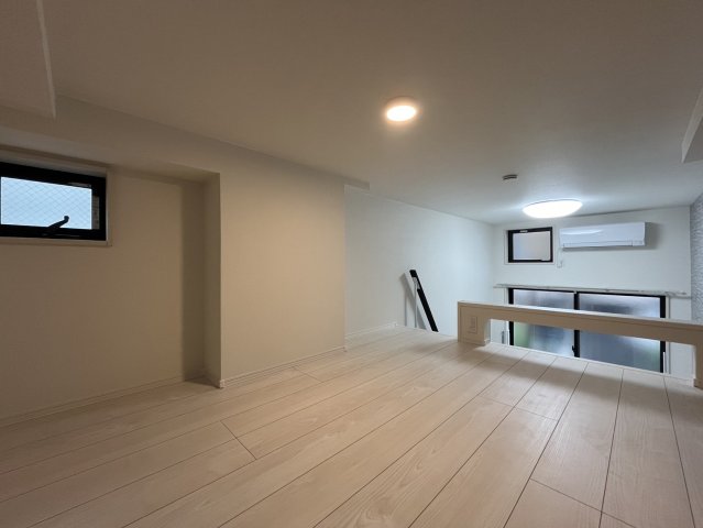 アネーロ北千住0102号室 リビング