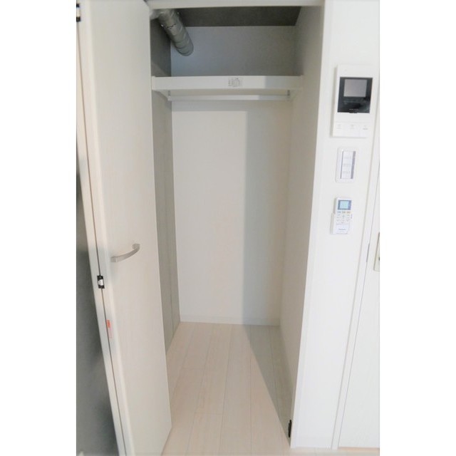 コンポジット王子 内観