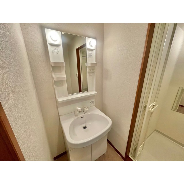 アンプルール フェール 上永谷 内観