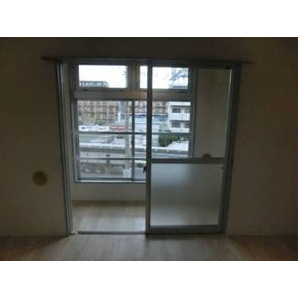 ラ・レジダンス・ド・鷺沼0211号室 バルコニー