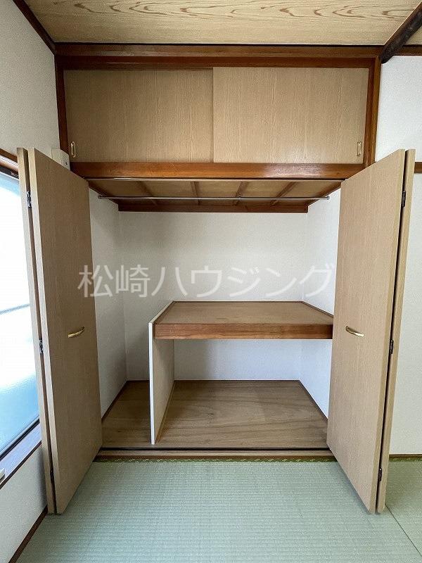貝森ハイツ 収納