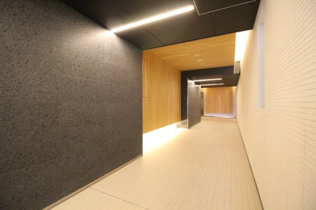 ザ・パークワンズ渋谷本町3階 エントランス