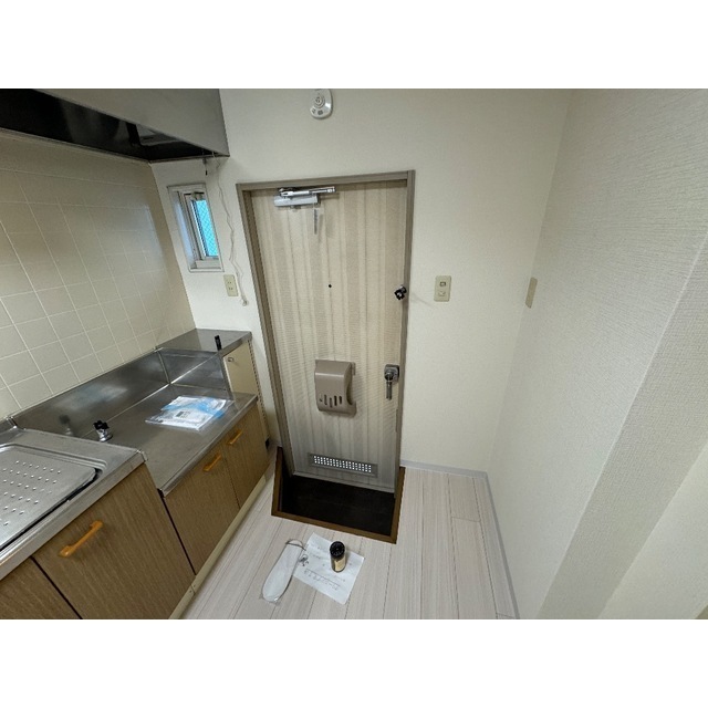 リブレス本庄102号室 玄関