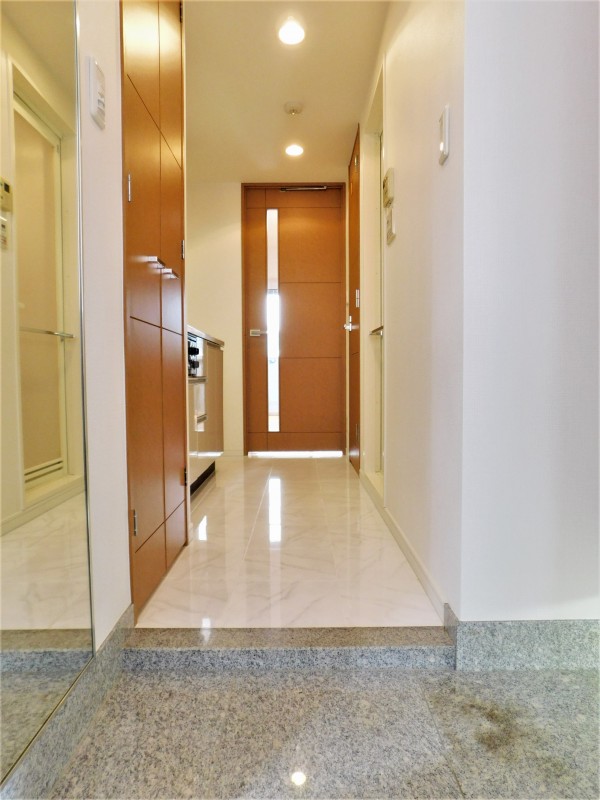 スペーシア秋葉原9階 玄関