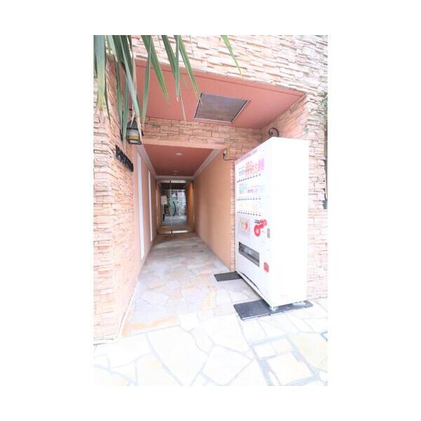 エスペリオ101号室 エントランス