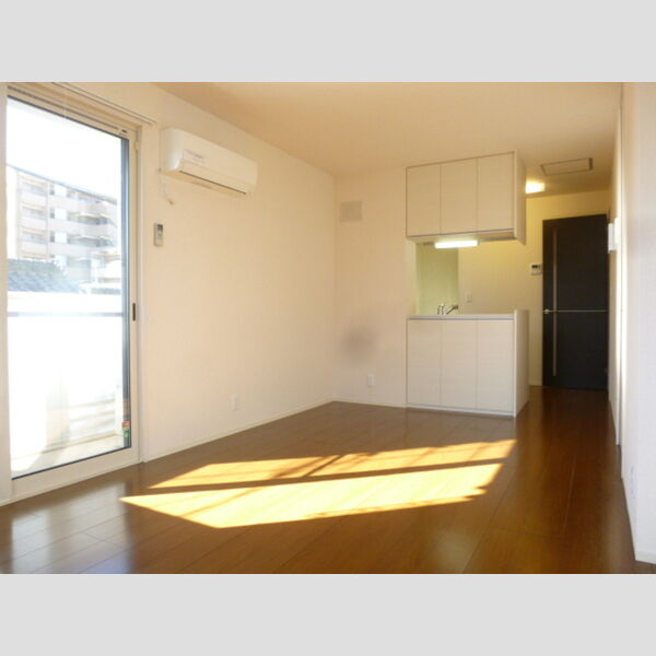 メゾン・グランシャリオ203号室 LDK