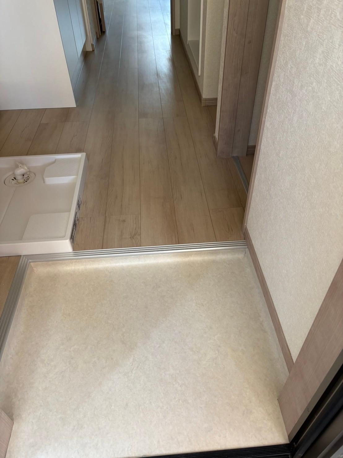 駒岡３丁目アパート 玄関