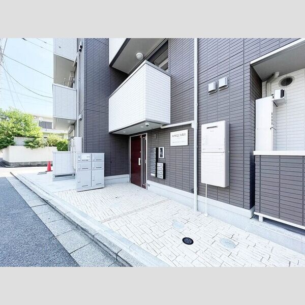 エムスクエア205号室 エントランス