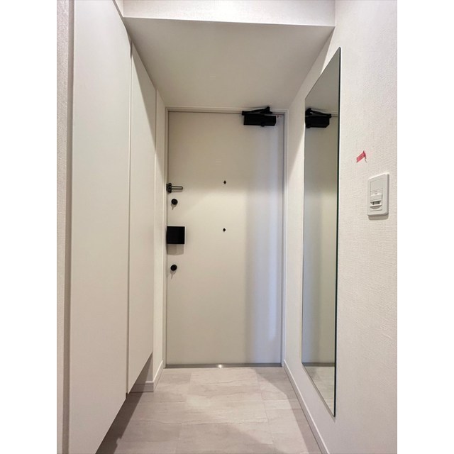 コスモグラシア両国レジデンス0605号室 玄関