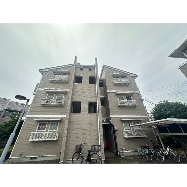 フロンティアⅢ　B棟 外観