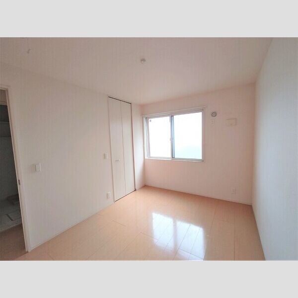 サウスユーコート202号室 洋室6帖