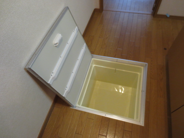 エスポワール 床下収納は１階ならではの設備。