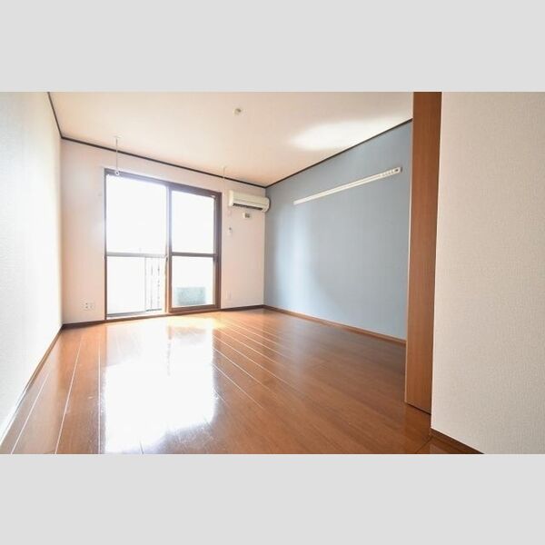 マ・メゾン ASUKA Ⅱ106号室 居室