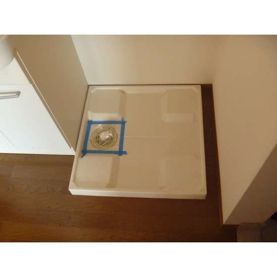 リヴェール睦　白山0501号室 室内洗濯置き場