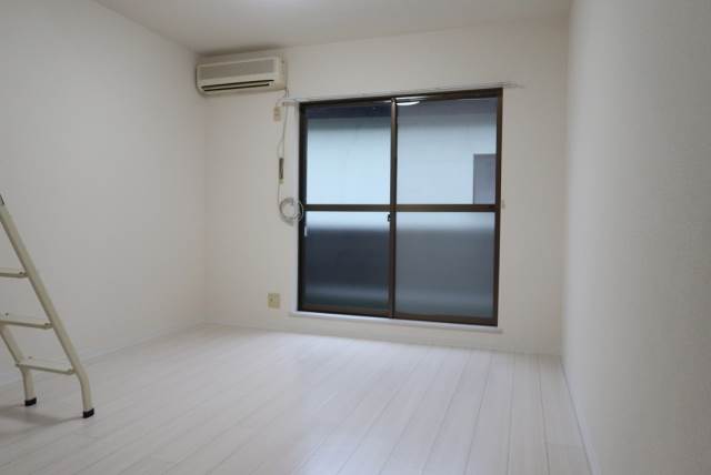 アルカフⅡ ※別部屋写真参照