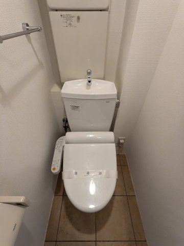 エクサム初台0303号室 トイレ
